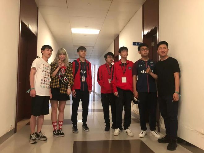 体的持续轰 体的持续轰